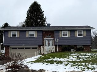 20332 Devore Rd, Meadville, PA 16335