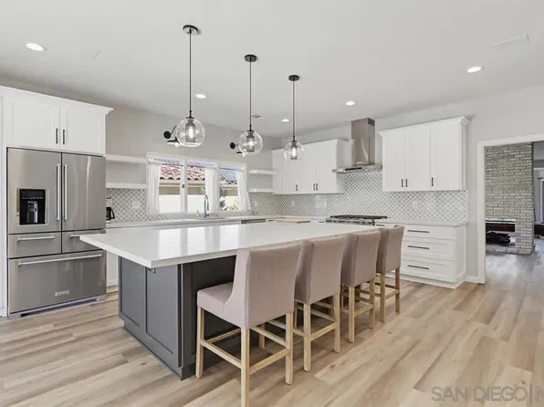 12285 Fairway Pointe Row, San Diego, CA 92128
