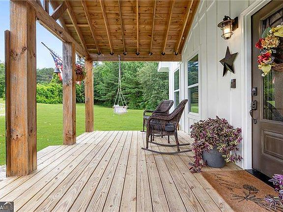 4th image of 1831 Holly Springs Rd