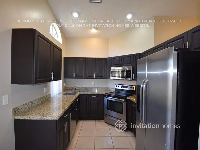 1531 Garden Rd — Photo 4