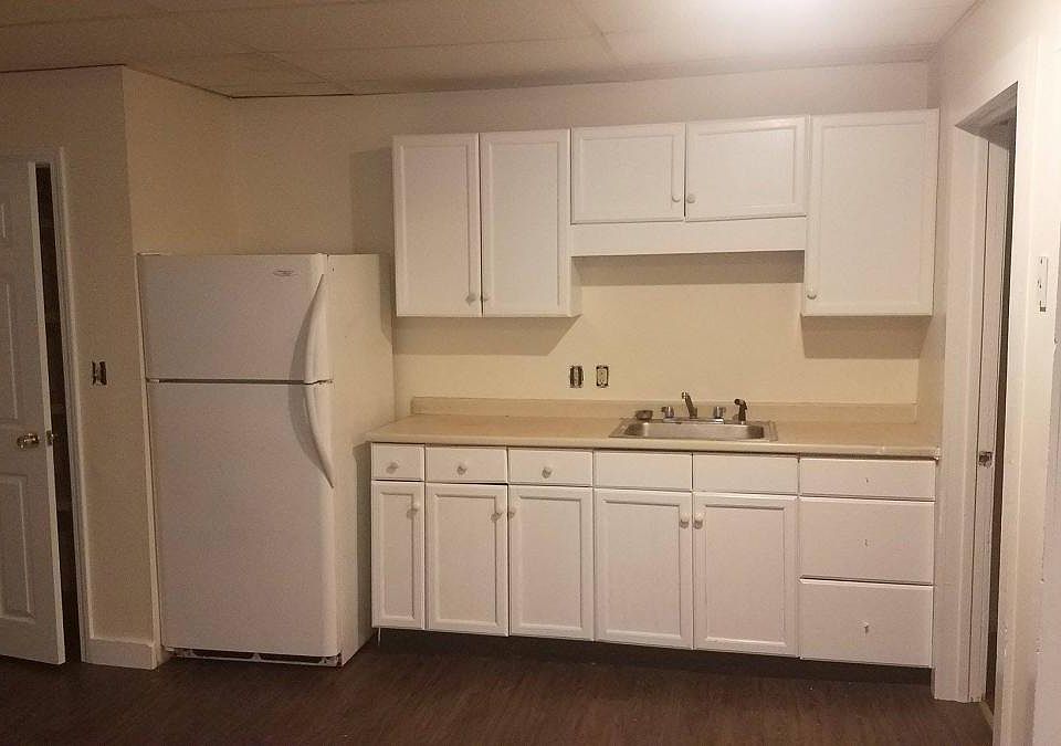 1st image of 838 Lakeview Ave