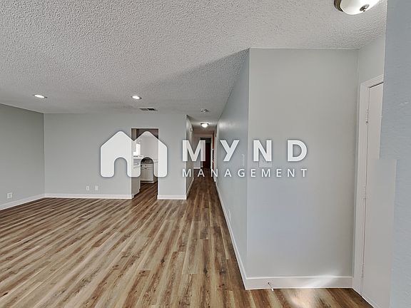 3rd image of 7232 Stormson Dr