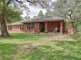 13418 W Brazos Bend Dr, Needville, TX 77461