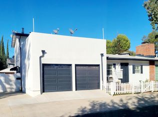 21211 De La Guerra St #B, Woodland Hills, CA 91364
