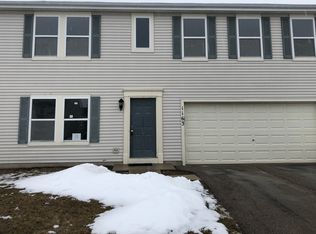 1163 Port Royal Rd, Hampshire, IL 60140