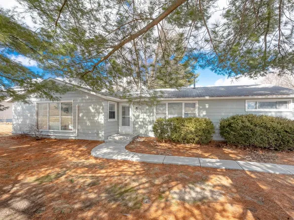 1203 Wooster Rd, Winona Lake, IN 46590