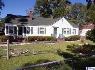 606 W Marion St, Mullins, SC 29574