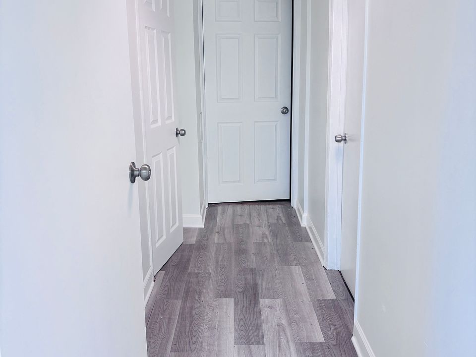 2nd image of 80 Mill Rd #1