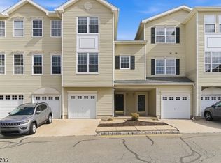 78 Wildflower Ln, Morristown, NJ
