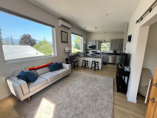 224 W 8th St Unit B, Whitefish, MT 59937