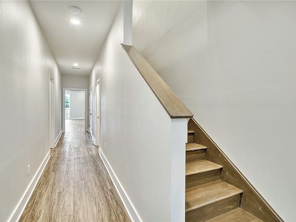 5th image of 301 Cooner St #A