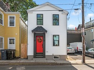 6 Carlton St, Salem, MA 01970