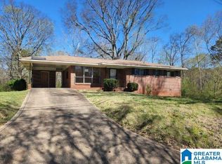1492 Hollywood Ln, Dolomite, AL 35061