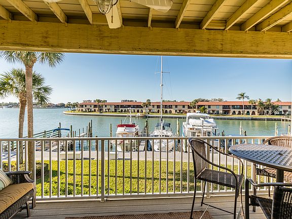 3rd image of 513 Haven Point Dr