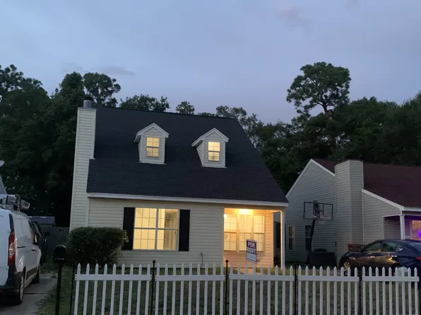 2390 Trafalgar Dr, Biloxi, MS 39531