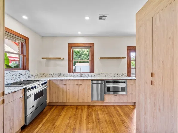 1429 Munger St, Houston, TX 77023