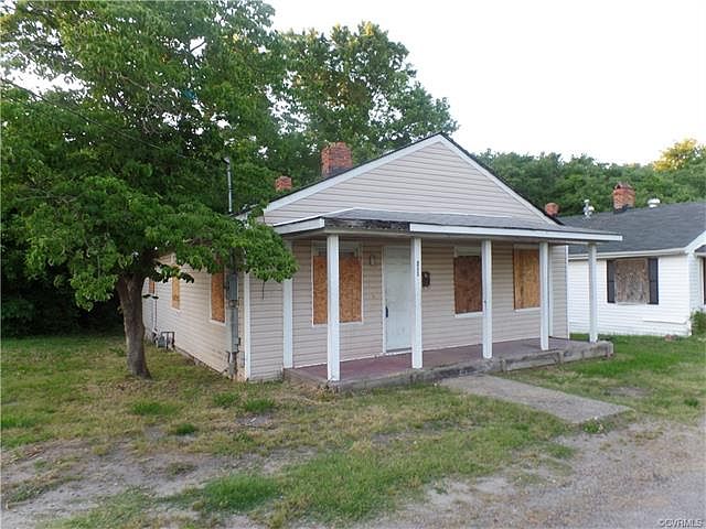 2nd image of 211 Kentucky Ave