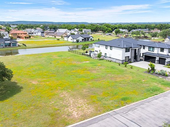 4th image of 102 Summerlife Ln