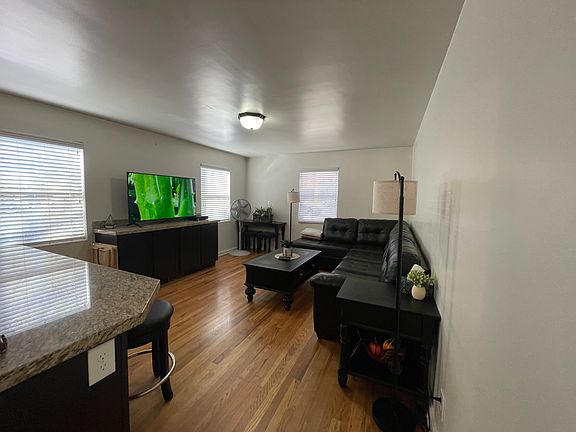 4th image of 450 E 100 S APT 39