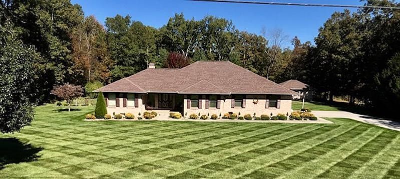 1st image of 490 Laurel Cir