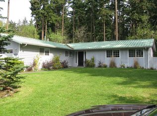 828 SW 13th Ave, Oak Harbor, WA 98277