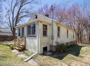 476 Knapps Hwy, Fairfield, CT 06825