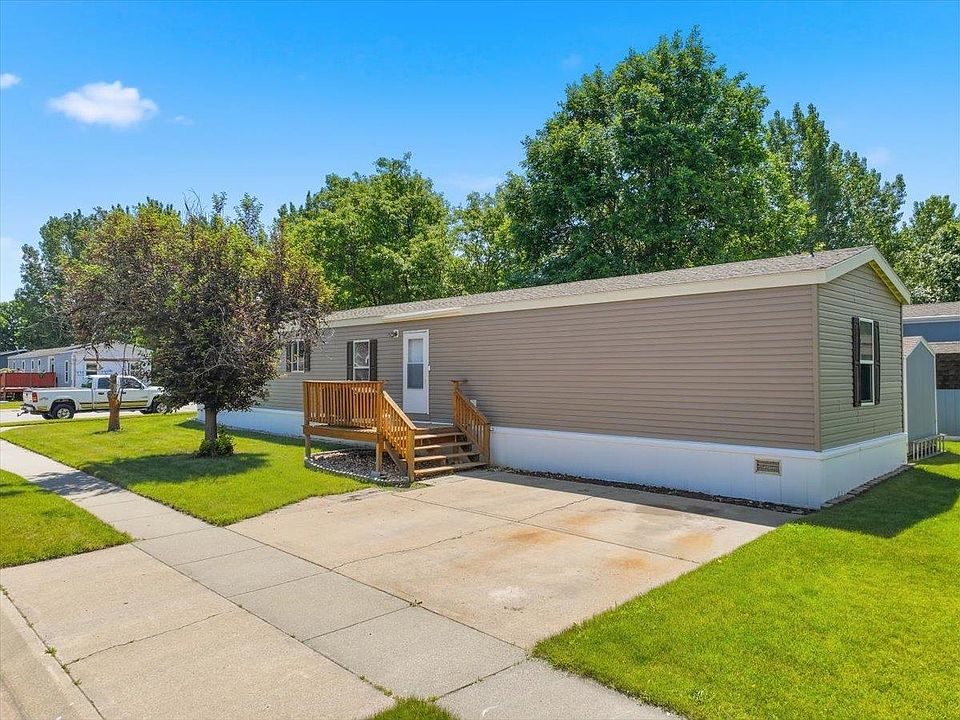 1st image of 142 Spearfish Mountain Ct