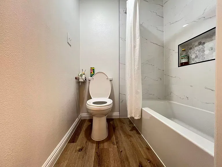 6223 Meadow View Ln — Photo 18