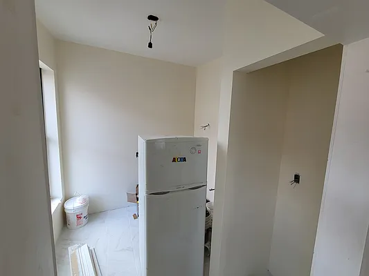 Rented by Capri Jet Realty Corp | media 3