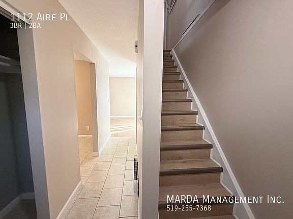 2nd image of 1112 Aire Pl