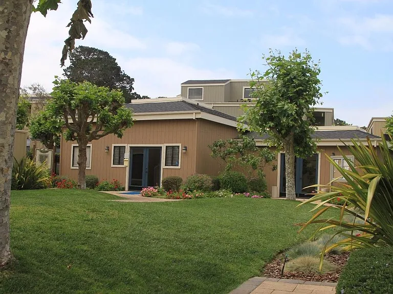 820 Casanova Ave #83 — Photo 44