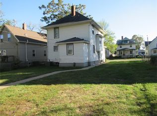 424 8th Ave SW, Cedar Rapids, IA 52404