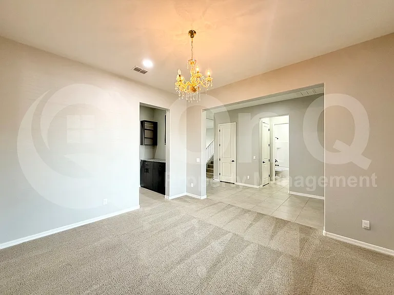 1007 E Buffalo St — Photo 12