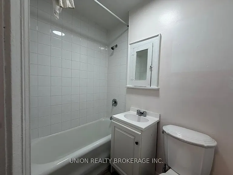 84 Willow Ave #35 — Photo 9