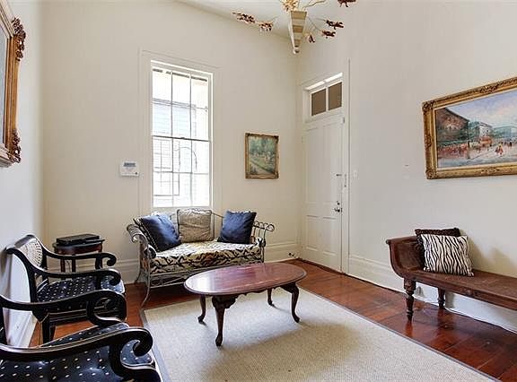 2nd image of 5221 Magazine St #4