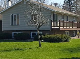 W4945 Mill St, La Crosse, WI 54601