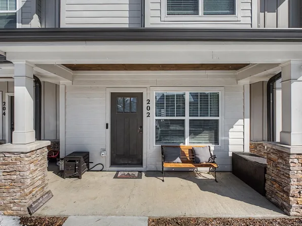 202 Bell Forge Ct, White Bluff, TN 37187