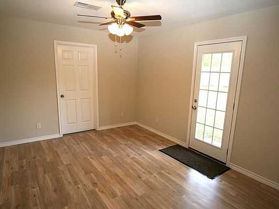 4th image of 3624 Avenue Q