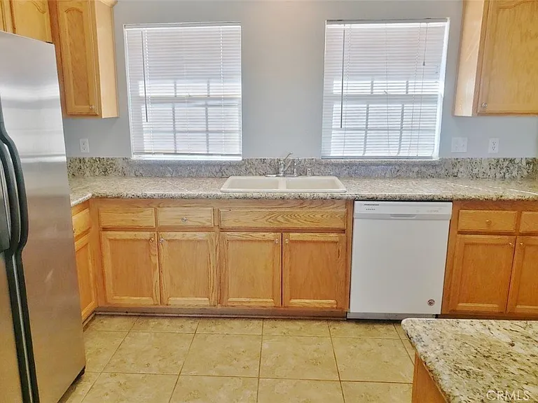 57294 Titian Ct — Photo 10