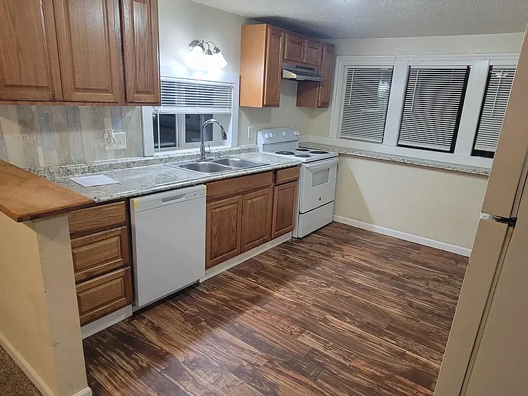 3355 Salmon River Hwy #1 — Photo 13
