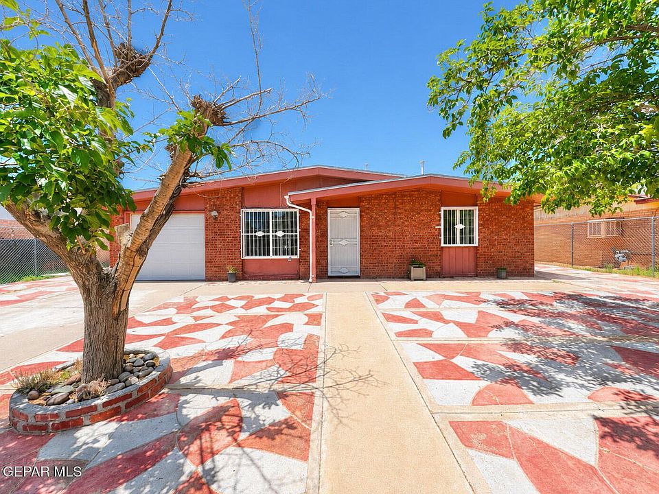 1st image of 10745 Gemstone St