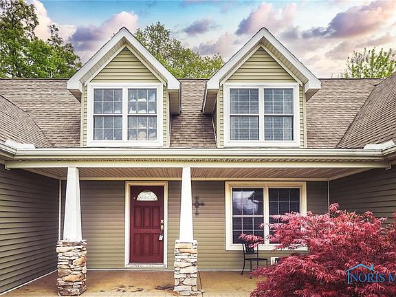 3rd image of 7071 Township Road 212