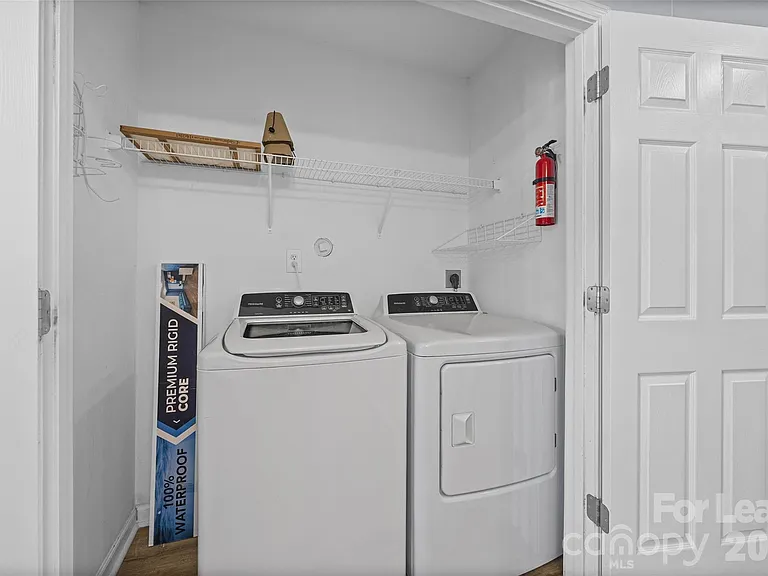 2052 Shady Pond Dr — Photo 23