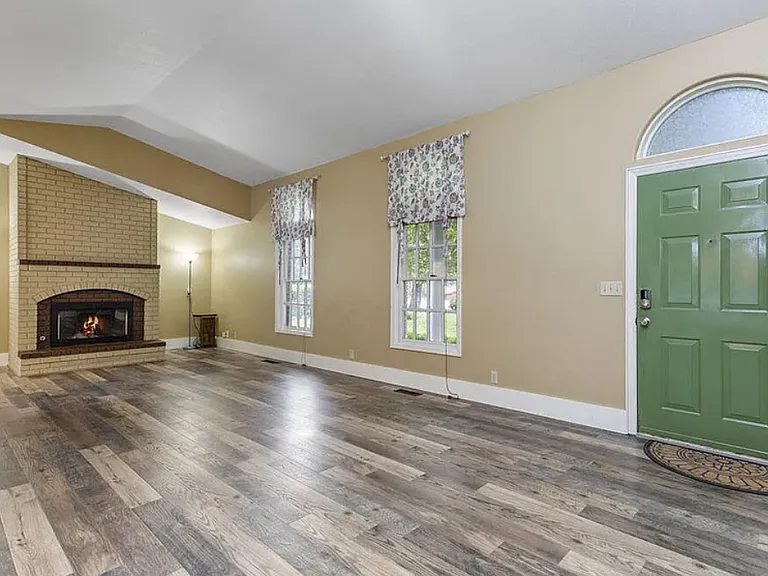 132 Lloyellen Dr — Photo 23
