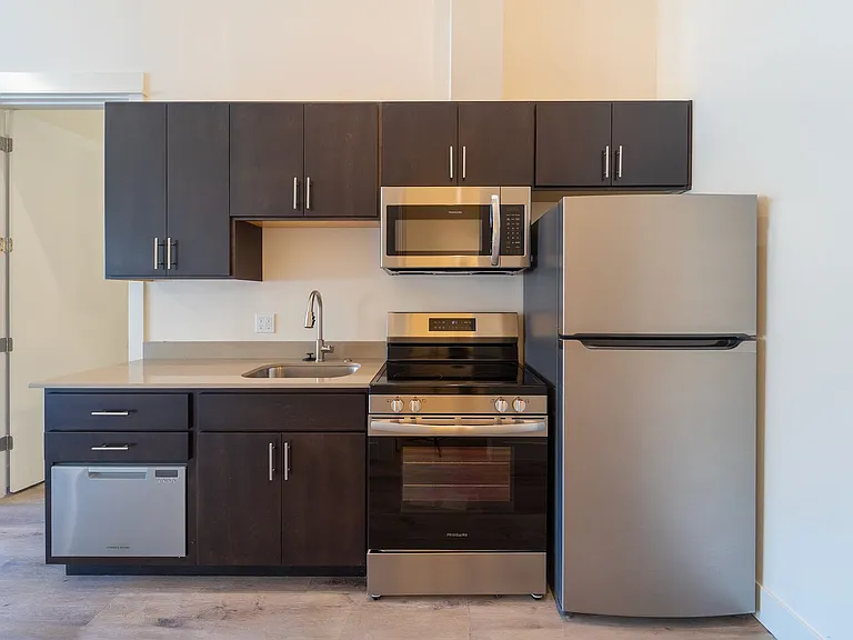 Capitol Hill Apartments — Photo 188