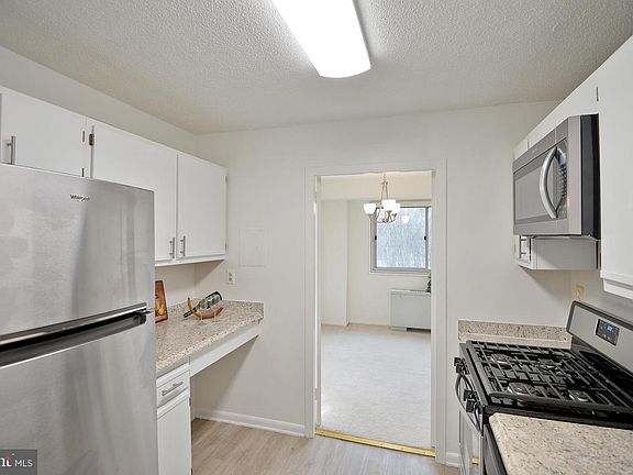 4th image of 2500 N Van Dorn St APT 822