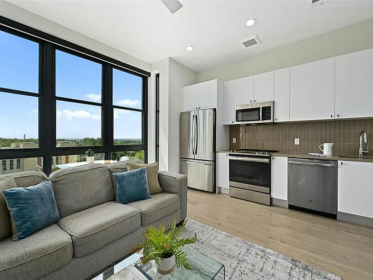 800 Embassy Dr #507 — Photo 13