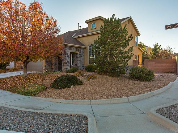2nd image of 10123 Avenida Vista Sol NW