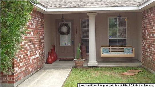 4th image of 36014 Wilmington Ave