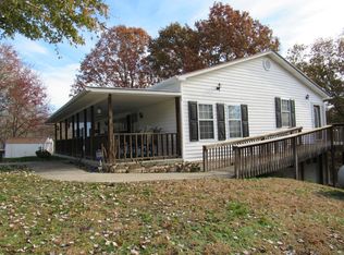 98 Henry White Rd, Irvine, KY 40336